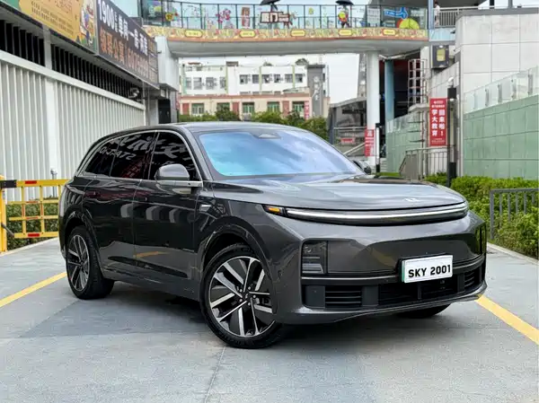 Li Auto L7 2023