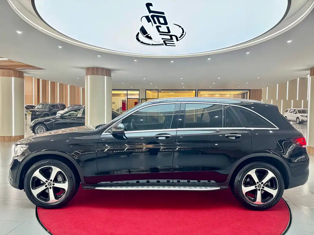 Mercedes-Benz GLC 2021