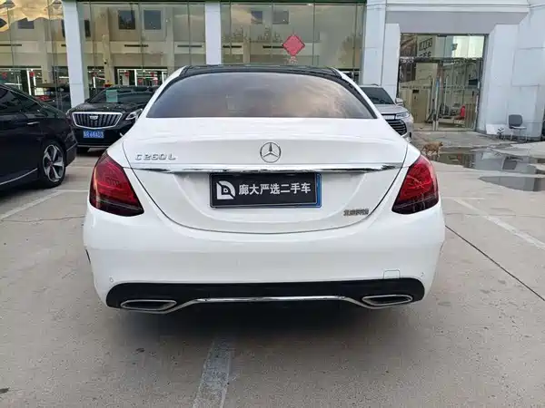 Mercedes-Benz C-Class 2021