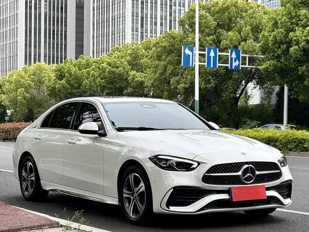 Mercedes-Benz C-Class 2022 — фото 3