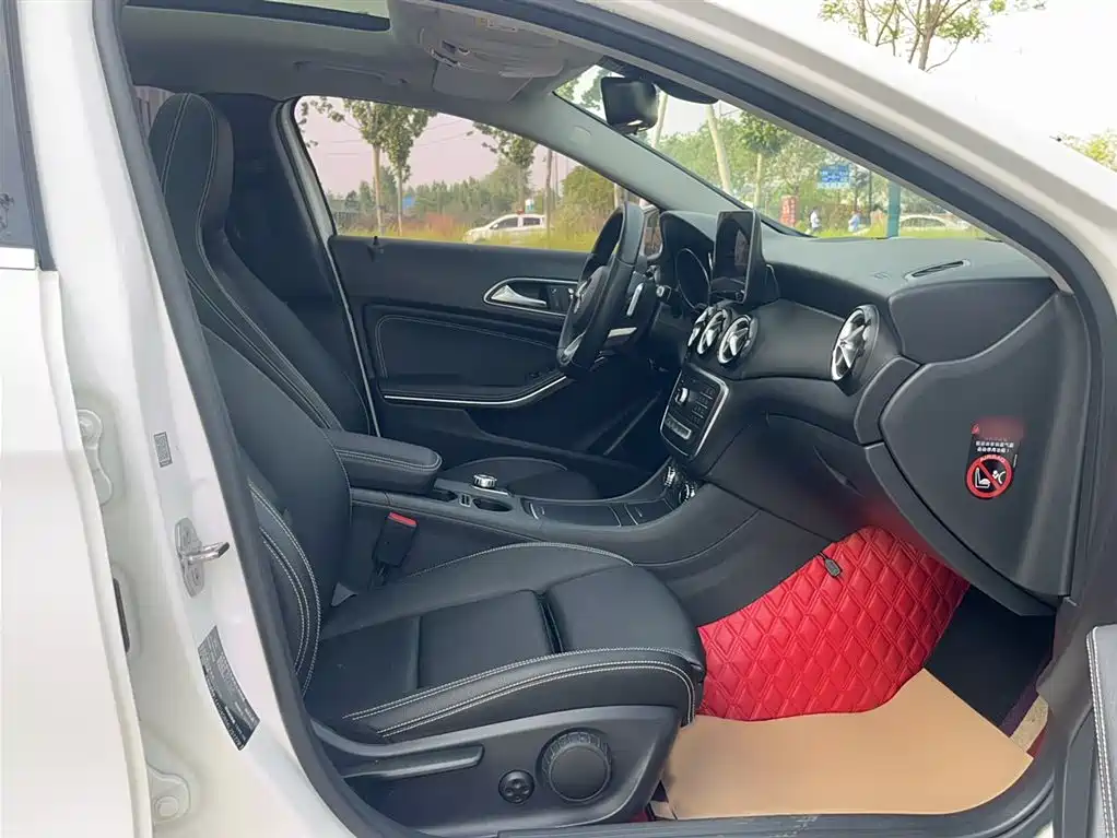 Mercedes-Benz GLA 2019 — фото 12