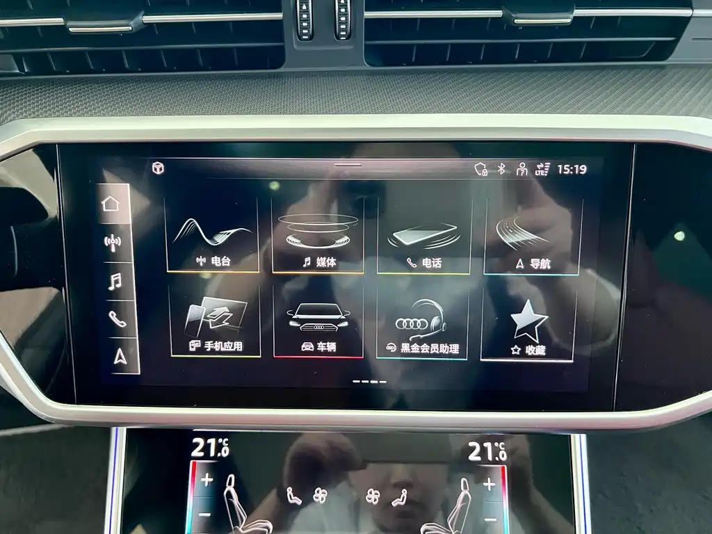 Audi A7L 2025 — фото 17