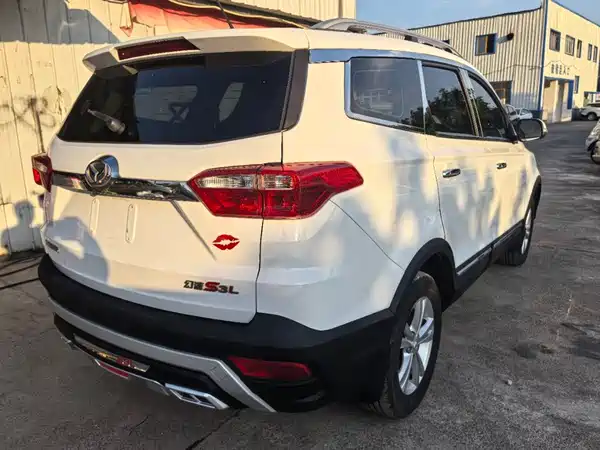 BAIC Huansu S3 2017