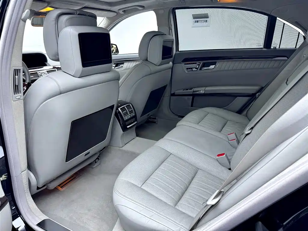 Mercedes-Benz S-Class 2011 — фото 24
