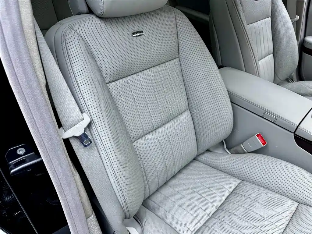 Mercedes-Benz S-Class 2011 — фото 18
