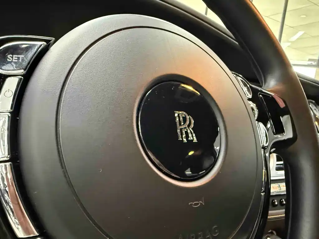 Rolls-Royce Ghost 2012 — фото 24