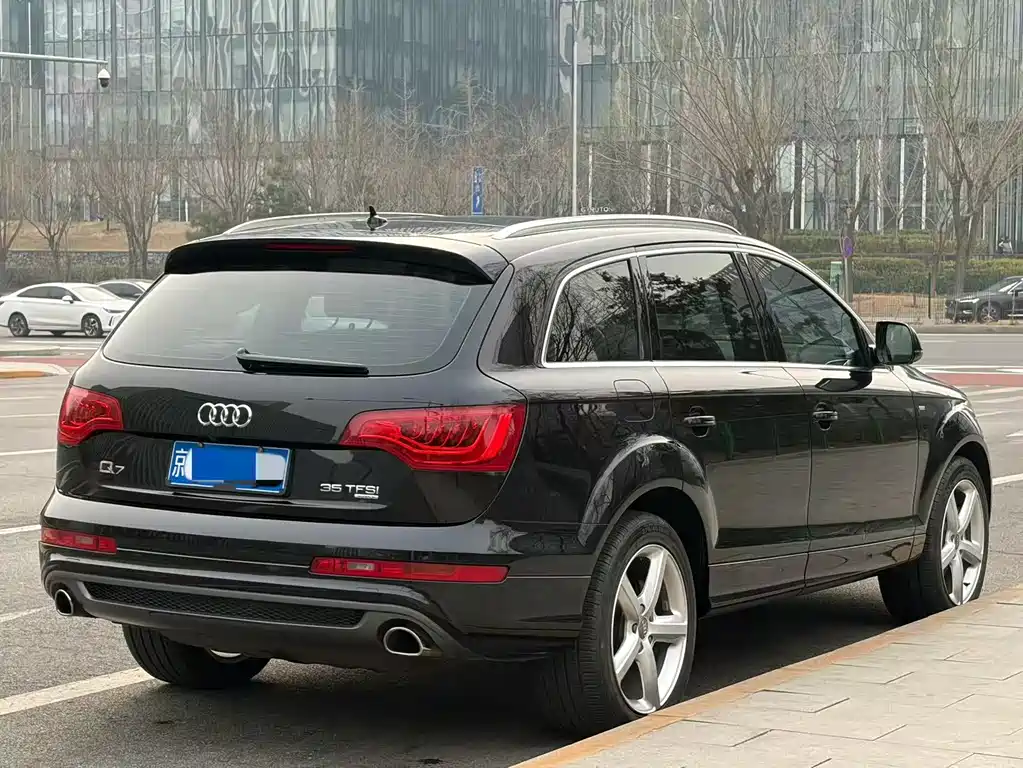 Audi Q7 2015 — фото 20