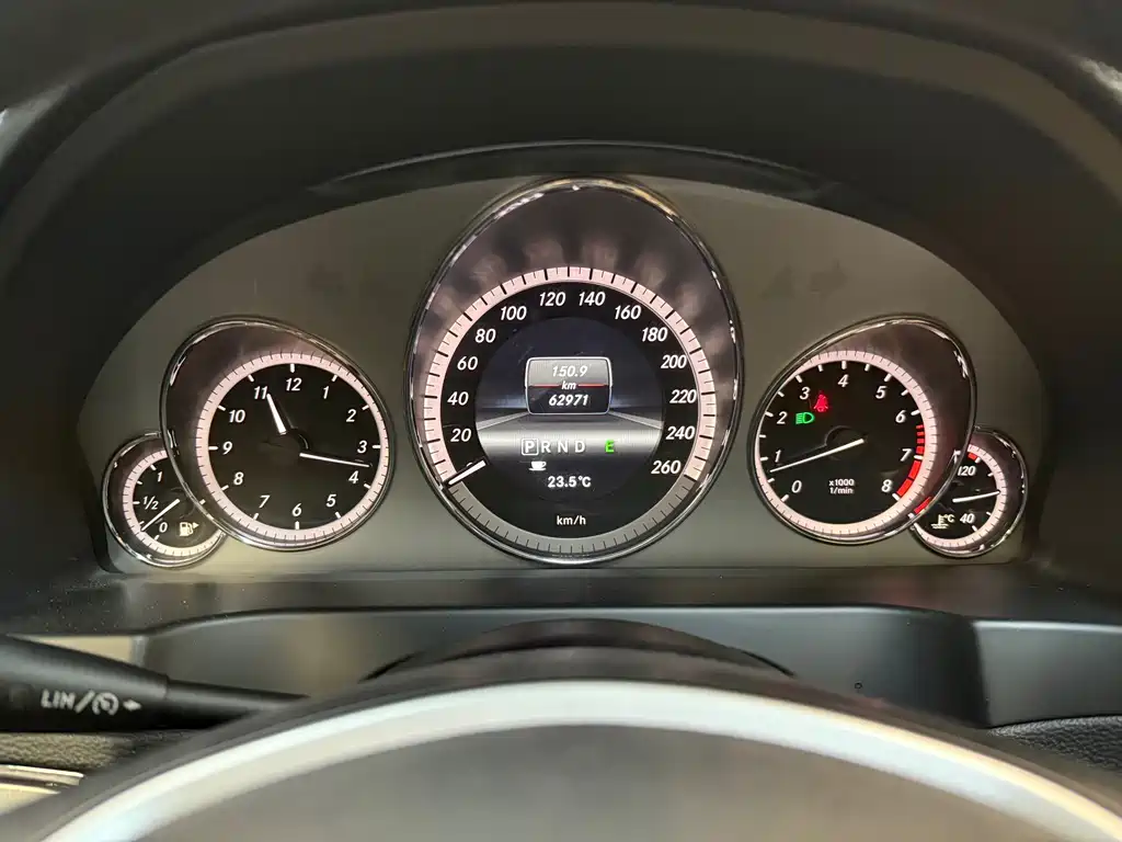 Mercedes-Benz E-Class 2013