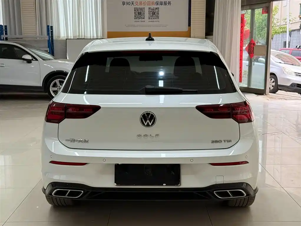 Volkswagen Golf 2022