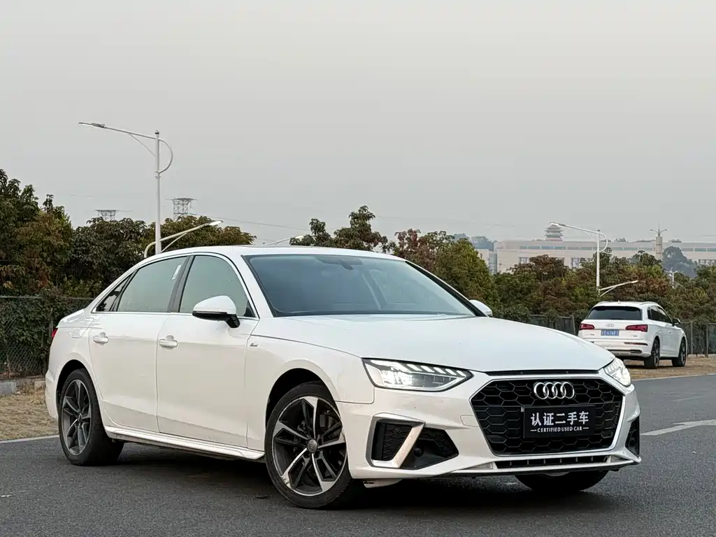 Audi A4L 2020 — фото 3