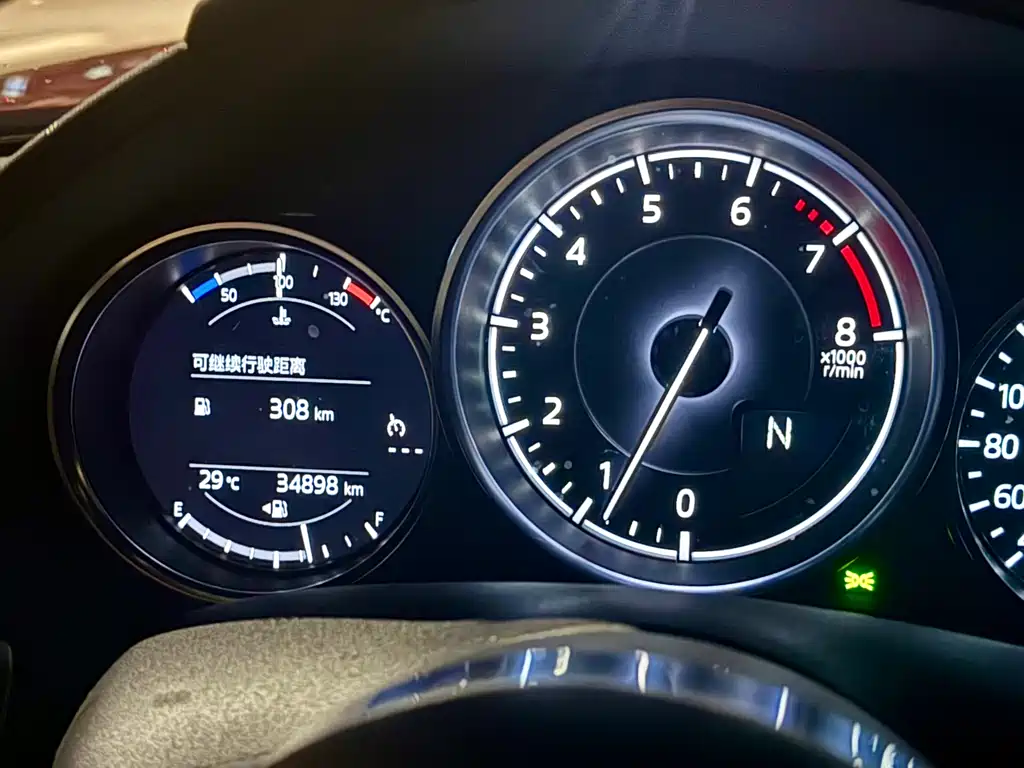 Mazda MX-5 2018 — фото 10
