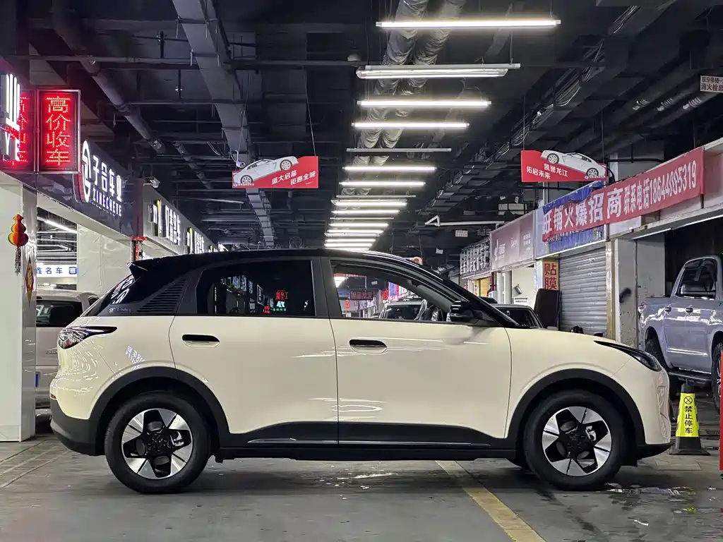 Geely Galaxy Starwish 2025