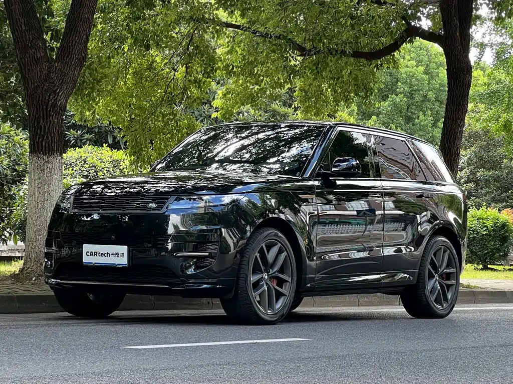 Land Rover Range Rover Sport 2025 — фото 1