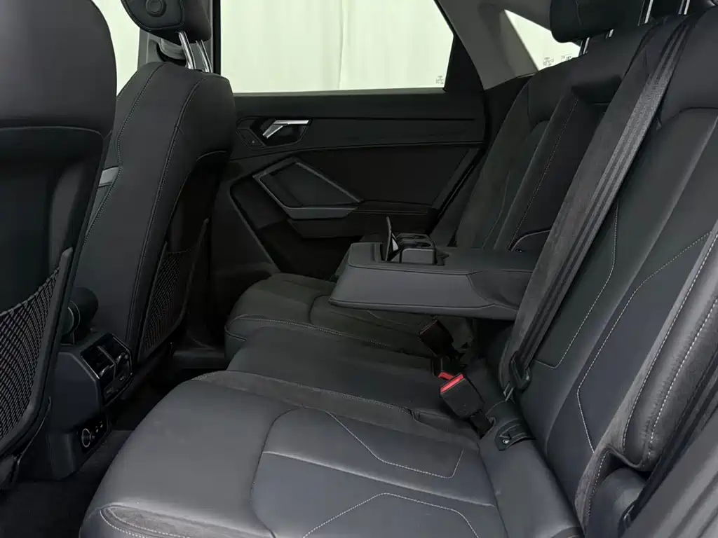 Audi Q3 Sportback 2022 — фото 10