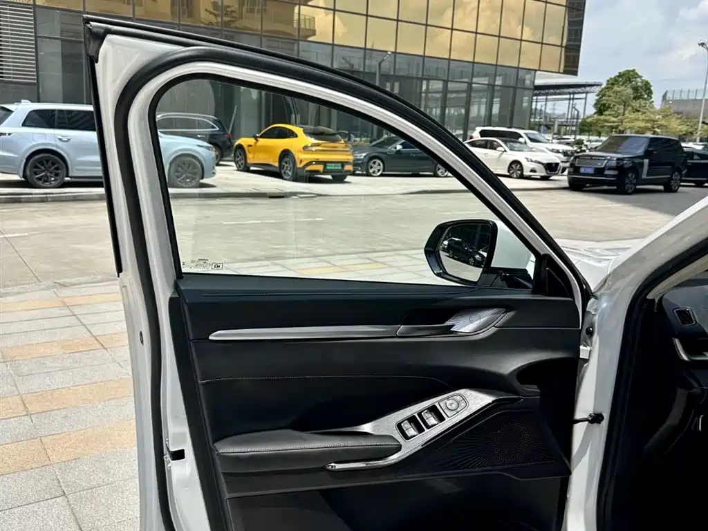 Haval H6 2023 — фото 12