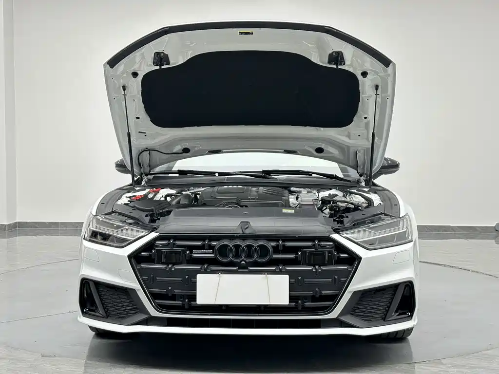 Audi A7L 2023 — фото 26