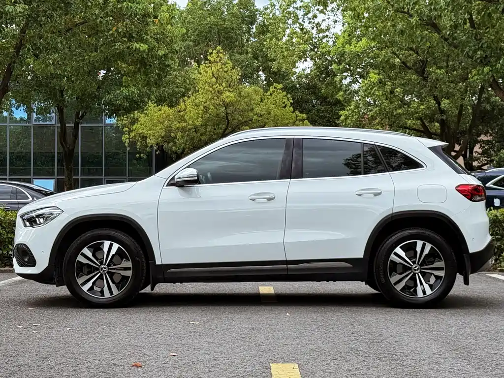 Mercedes-Benz GLA 2022 — фото 8