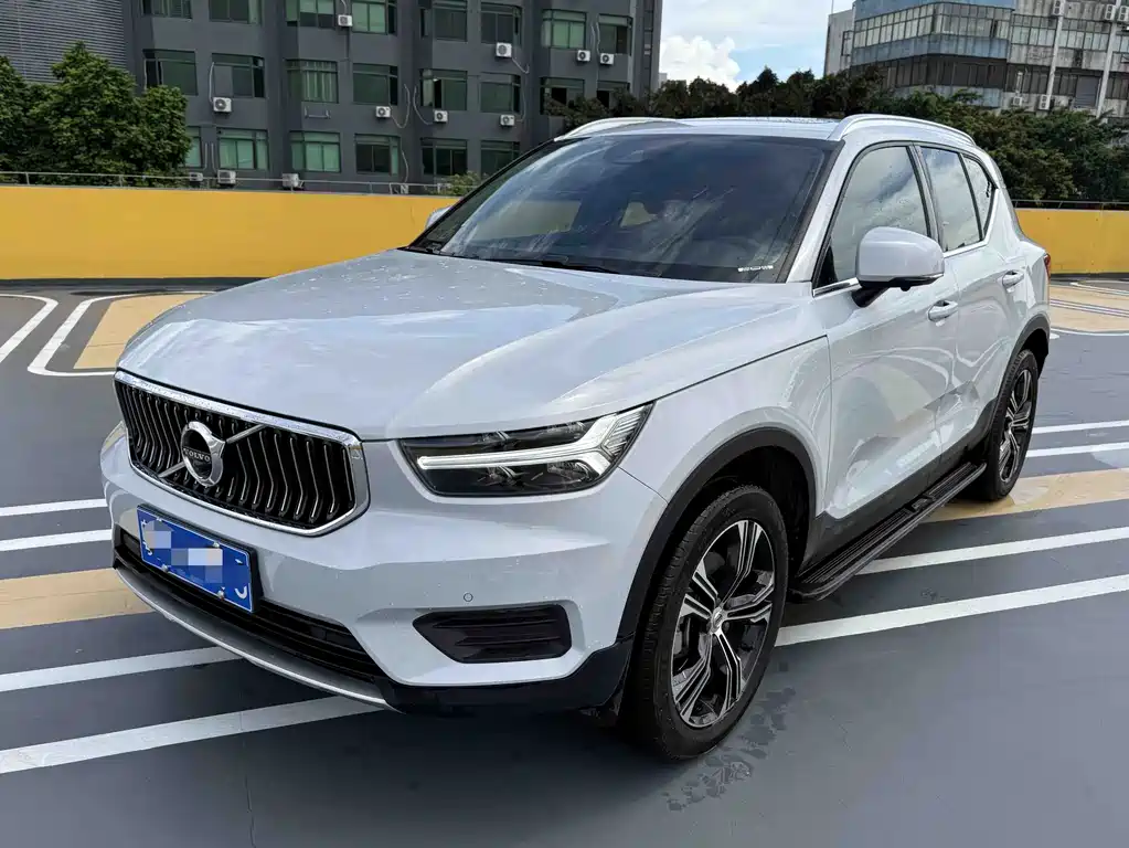 Volvo XC40 2022
