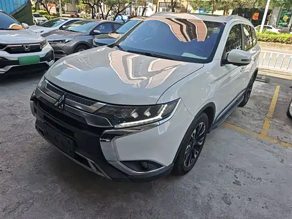Mitsubishi Outlander 2019