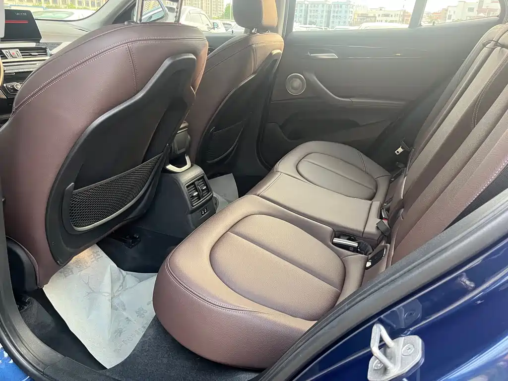 BMW X2 2022 — фото 12