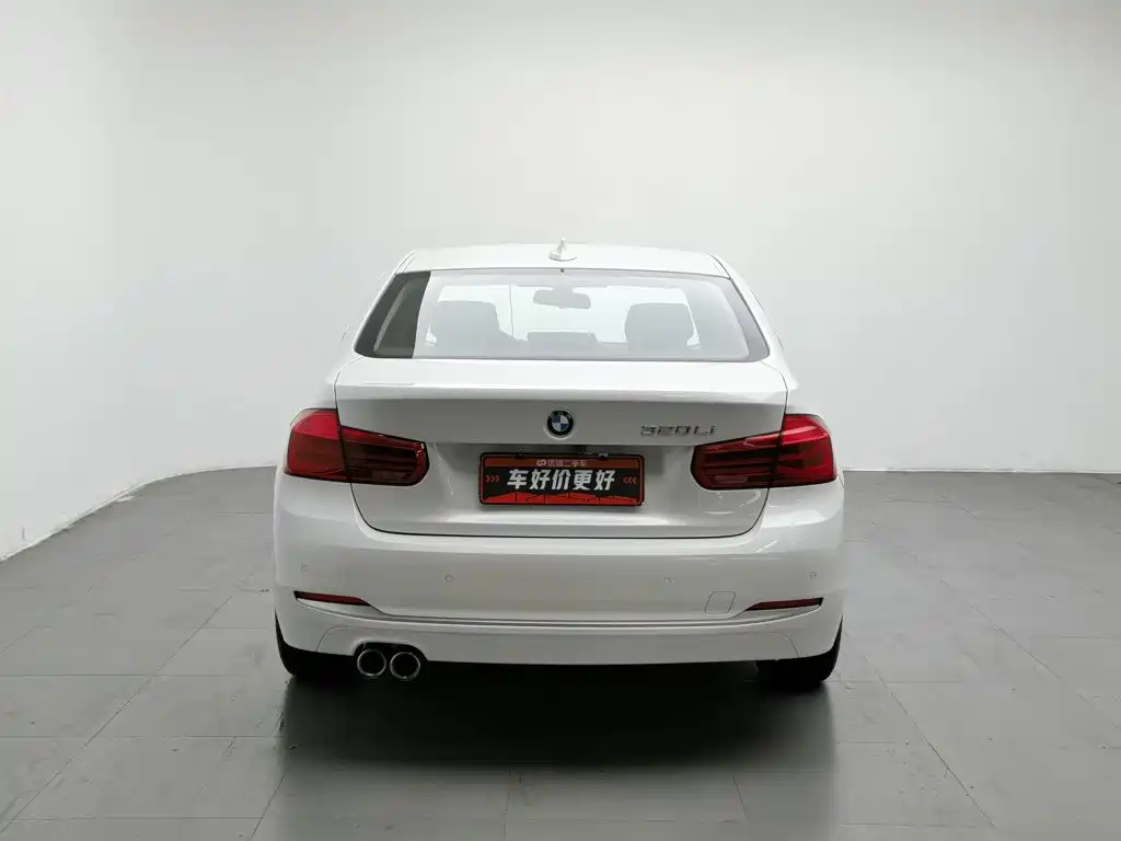 BMW 3 Series 2018 — фото 4