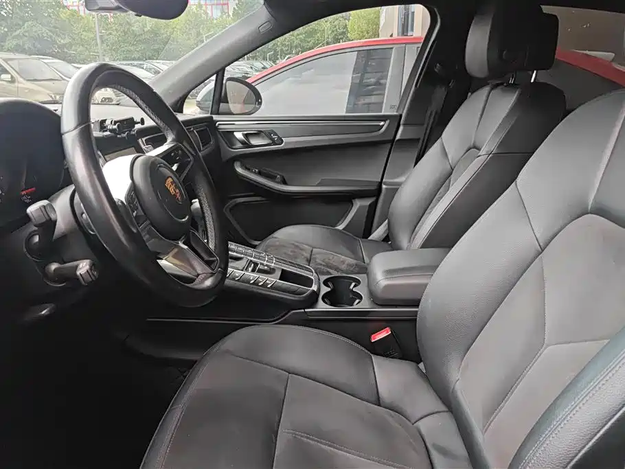 Porsche Macan 2014 — фото 9