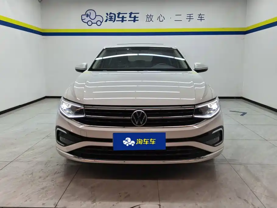 Volkswagen Bora 2023