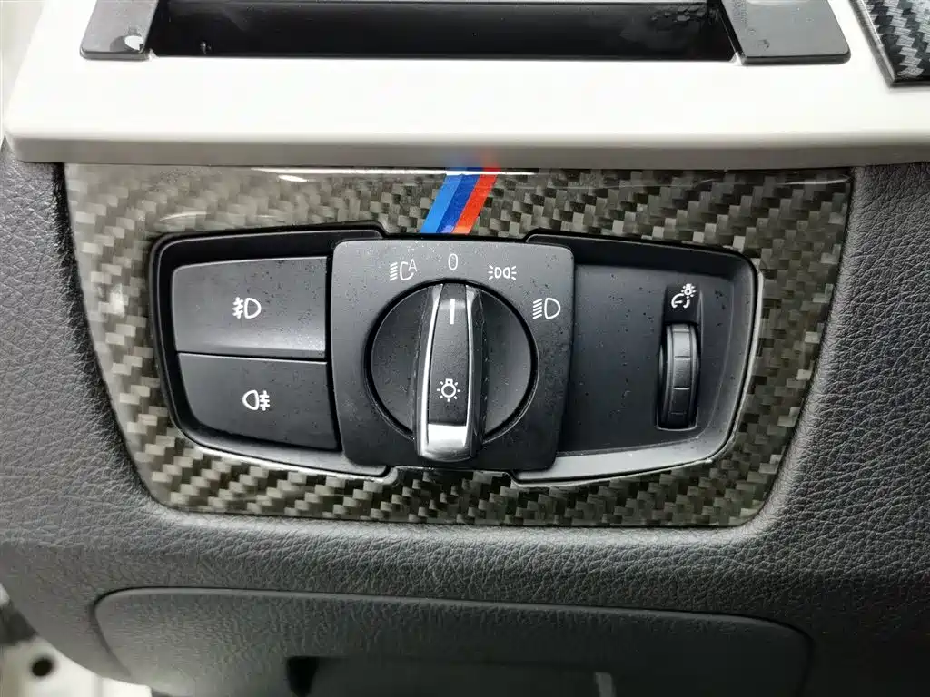 BMW 3 Series 2015 — фото 21