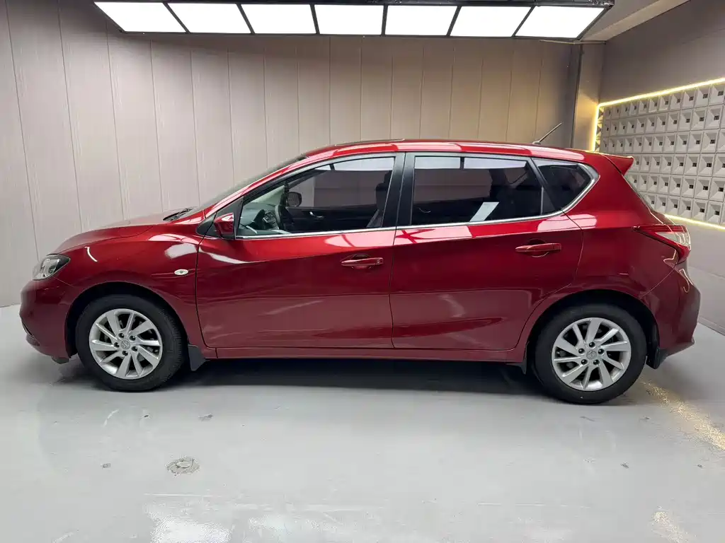 Nissan Tiida 2017