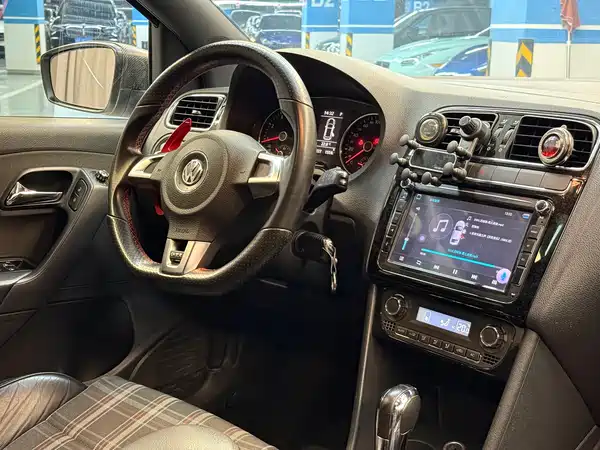 Volkswagen Polo 2013