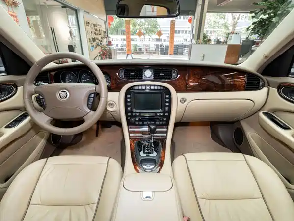 Jaguar XJ 2008