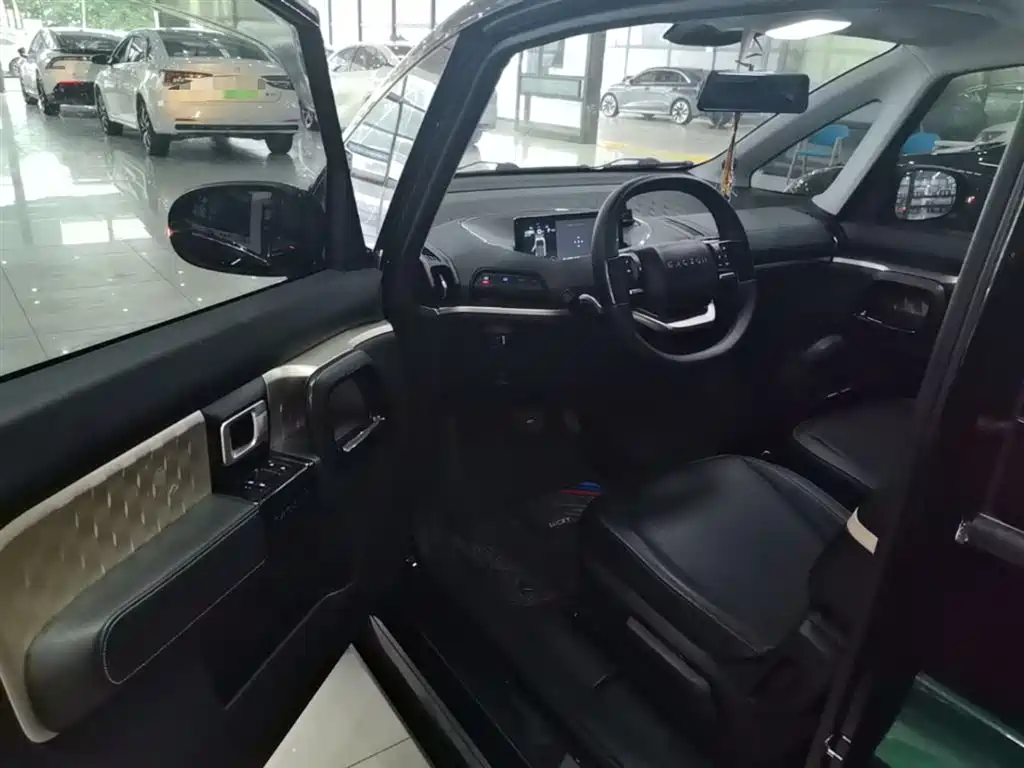 Baojun KiWi EV 2022 — фото 16