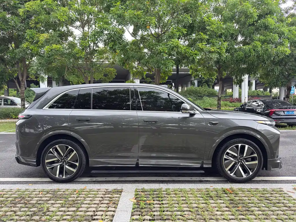 Li Auto Li L7 2023