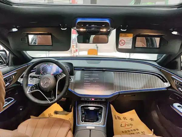 Mercedes-Benz E-Class 2024