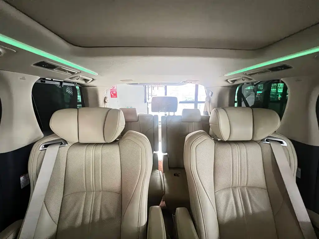Toyota Vellfire 2020 — фото 19