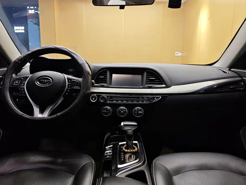 GAC Motor Trumpchi GA6 2017 — фото 19