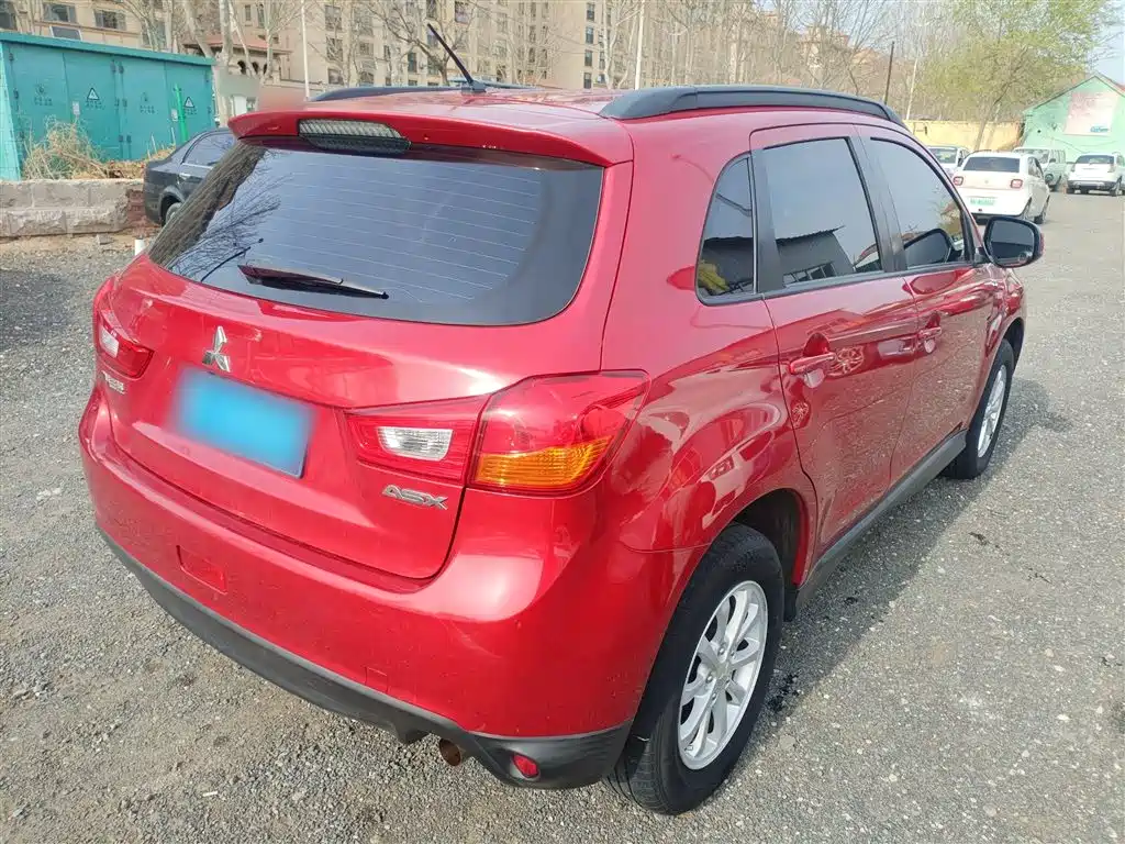 Mitsubishi ASX 2015 — фото 5