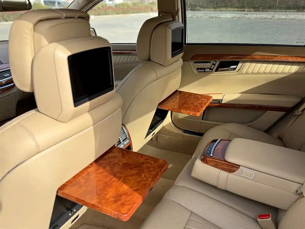 Mercedes-Benz S-Class 2011 — фото 37