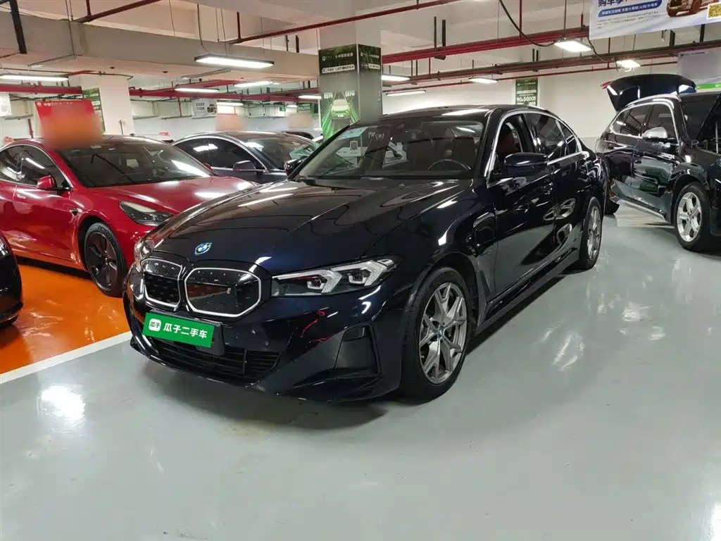 BMW i3 2022 — фото 1