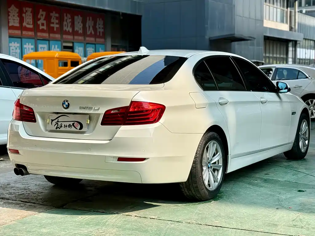 BMW 5 Series 2015