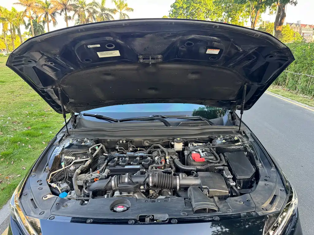 Honda Accord 2022 — фото 20