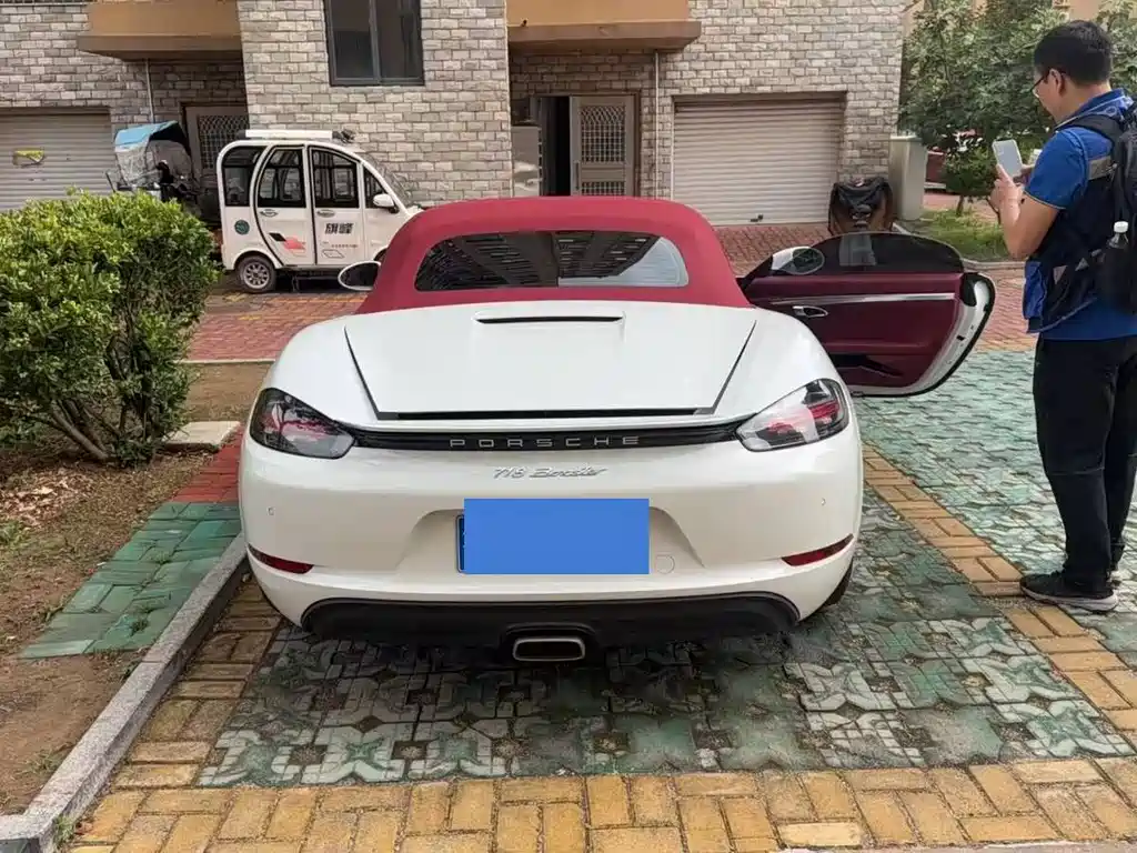 Porsche 718 2024
