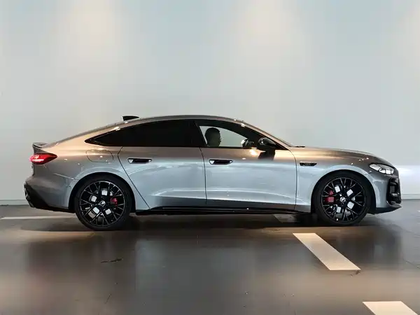 Audi A5L Sportback 2025