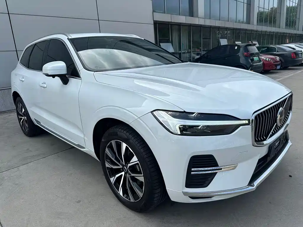 Volvo XC60 2023