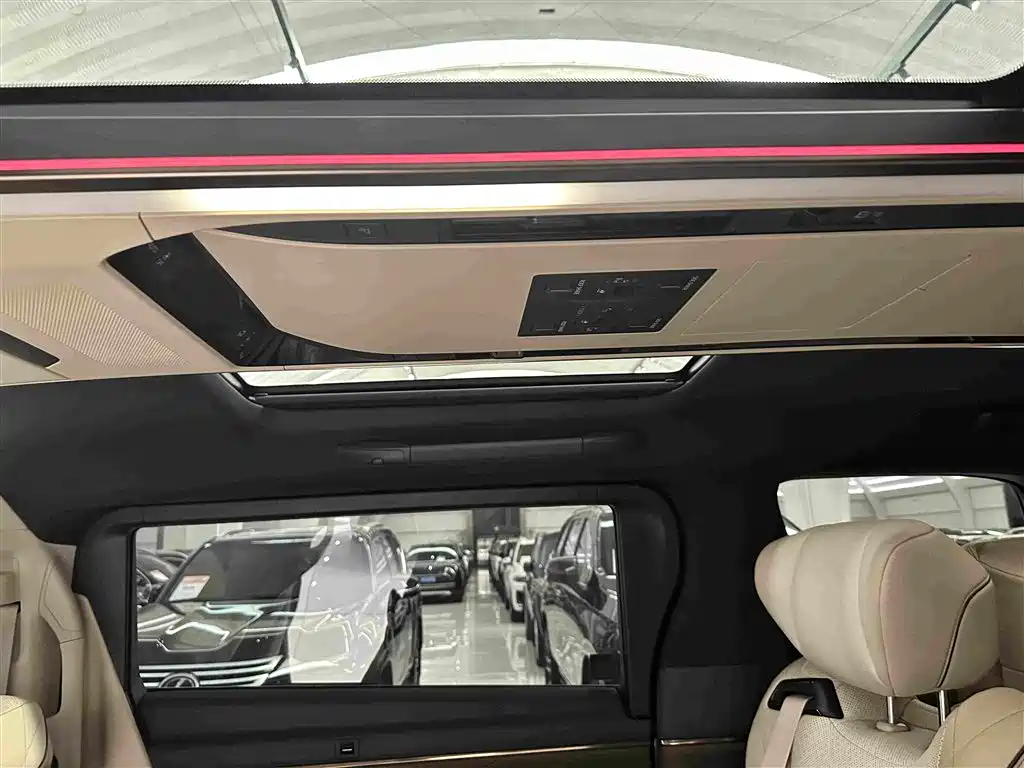Toyota Vellfire 2025 — фото 23