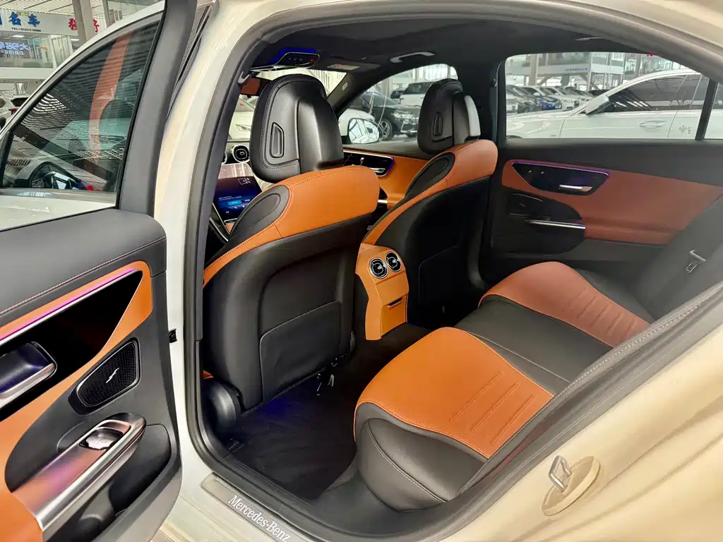 Mercedes-Benz C-Class 2023