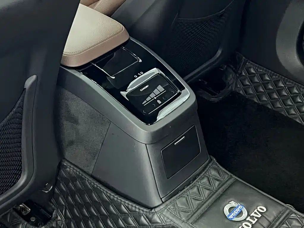 Volvo S90 PHEV 2021 — фото 20