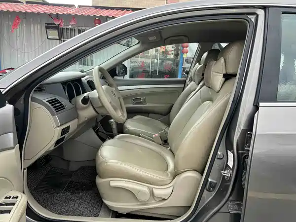 Nissan Sylphy 2015