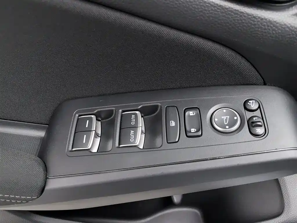 Honda Civic 2023 — фото 9