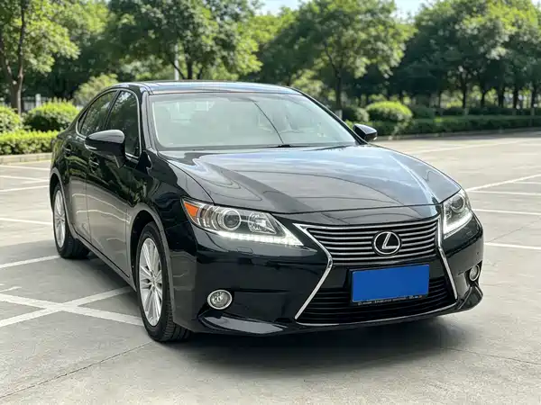 Lexus ES 2013